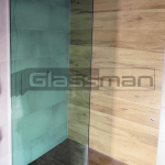 Реализирани проекти параван за баня стъкло мат